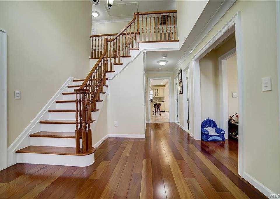 1st image of 193 Lena Ave