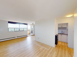 541 Blackthorn Ave, Toronto, ON M6M5A6