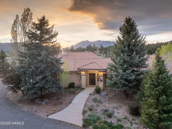 8950 Koch Field Rd, Flagstaff, AZ 86004