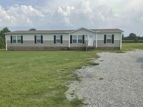 151 Persimmon Grove Rd, Trenton, TN 38382