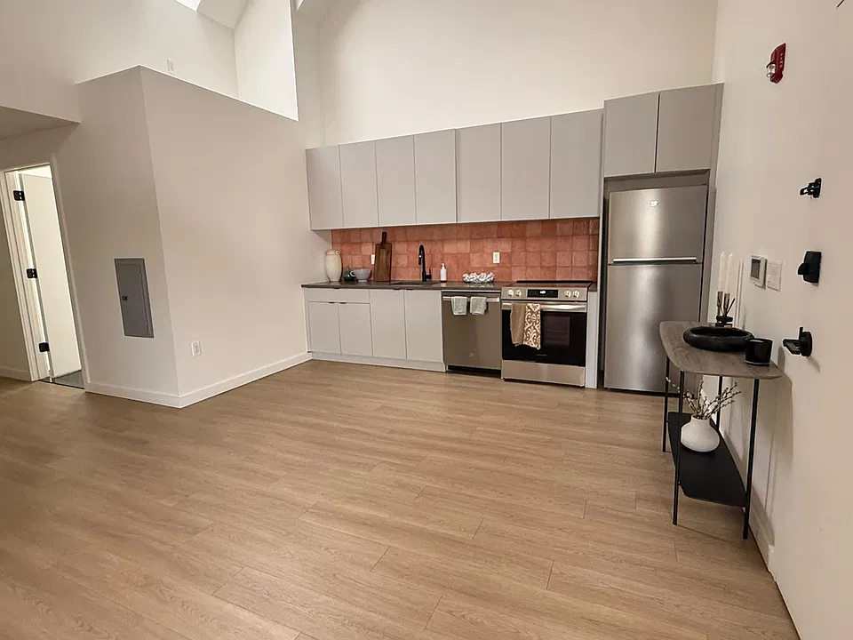 322 Pacific Ave #46E