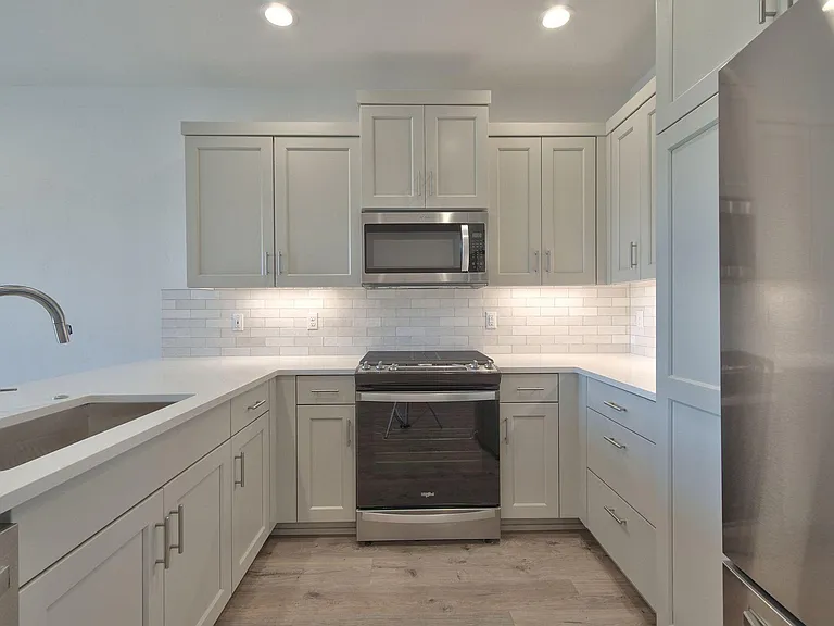 5617 SE Logan Ln — Photo 15