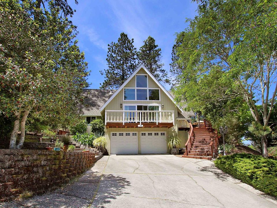 1st image of 111 Whispering Pines Ct