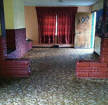 dinning room to living room
