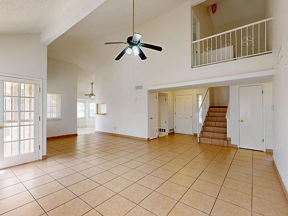 4th image of 2224 Sea Gull Dr