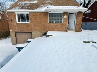 146 Clay Dr, Pittsburgh, PA