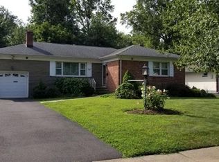 75 Meadow Rd, Clark, NJ 07066