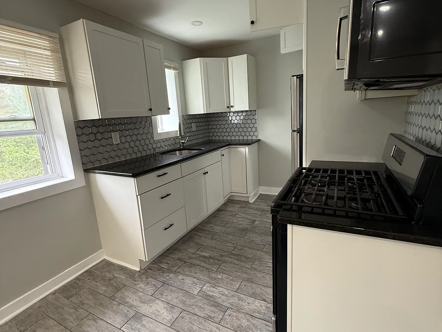2 bed, $2,150 — Photo 2