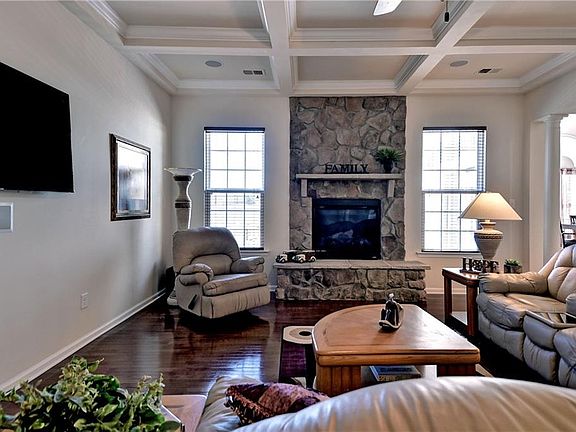 5th image of 9301 Briarhill Way