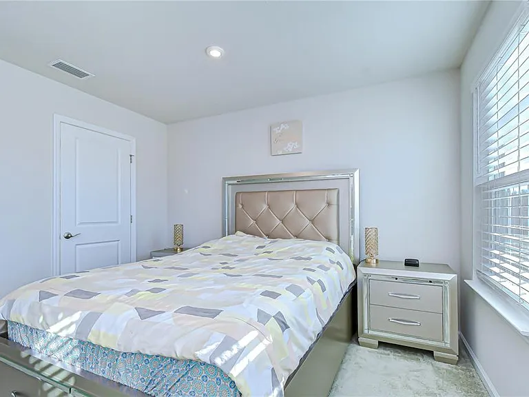 10422 Gliding Eagle Way — Photo 27