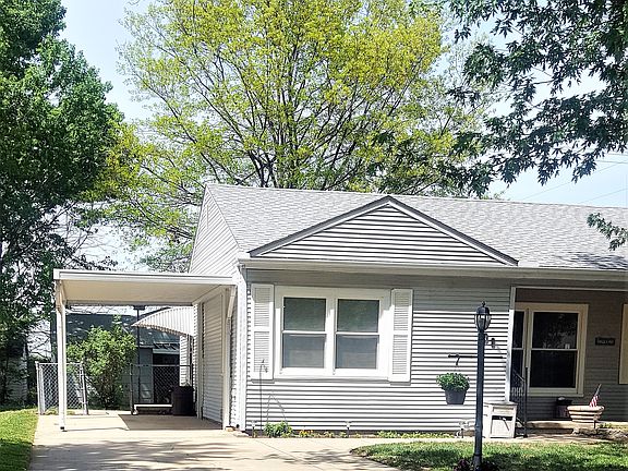 2nd image of 338 W Sunflower Dr