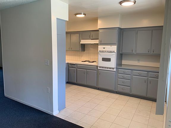 3rd image of 401 E Live Oak St #Hgvay54yt