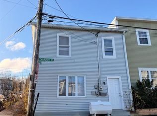 58 Charlton St, St. John's, NL A1C1Z1