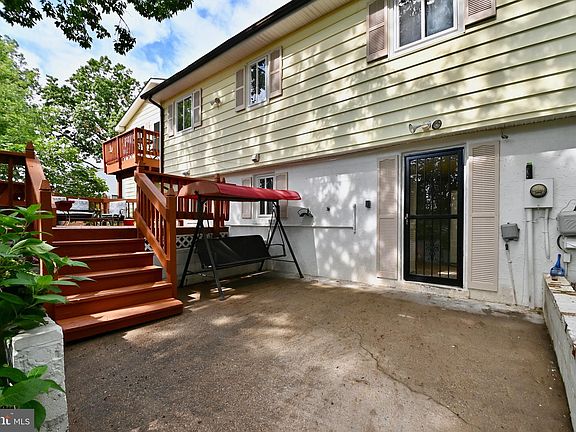 4th image of 14215 Birchdale Ave