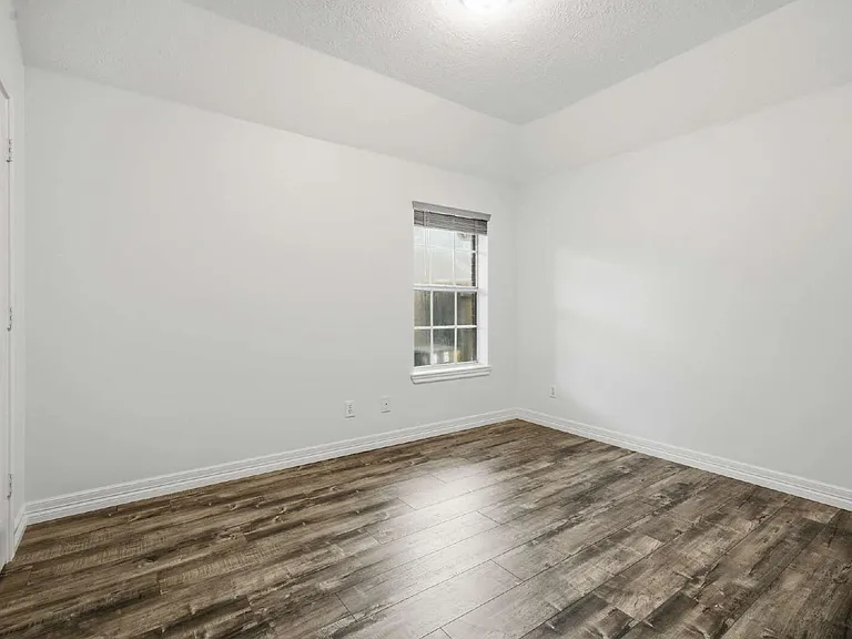 12242 Rutgers Park Ct — Photo 25