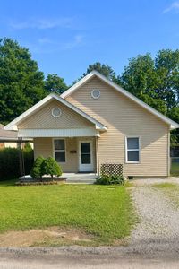 716 W Vine St, Paragould, AR, 72450