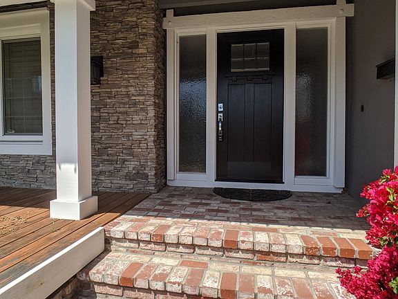 3rd image of 7967 Stonehurst Ct
