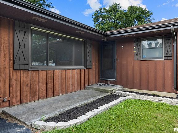 3rd image of 288 Sheffield Rd