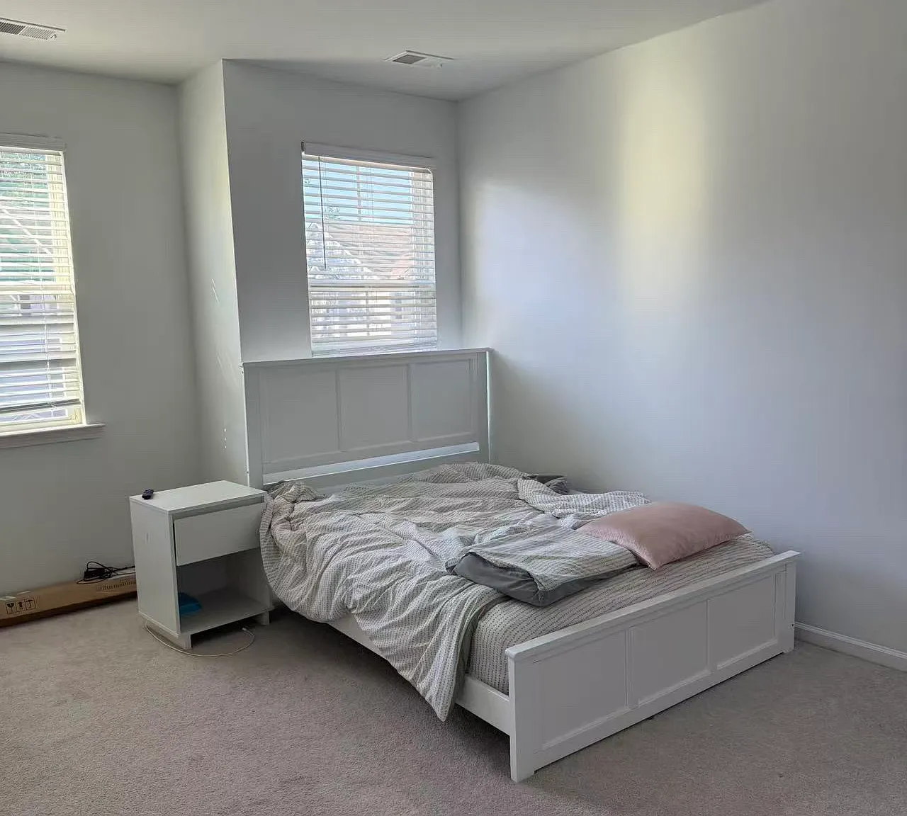 3 bed, 2.5 bath, 1944 sqft, $2,700 — Photo 3