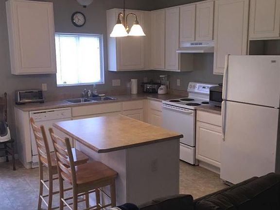 4th image of 2935 Sassafras Ln