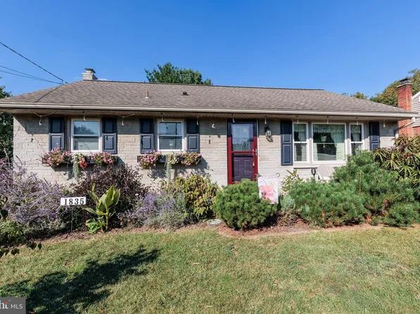 1835 Harrisburg Ave, Mount Joy, PA 17552