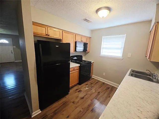 9042 Bunker Hill Rd — Photo 4