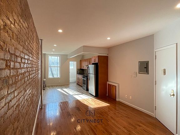 5th image of 504 11th St #2R