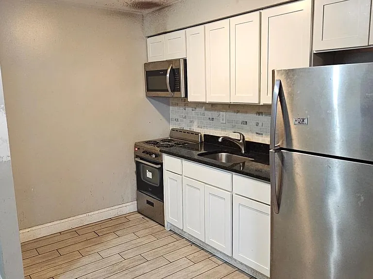 156 Bull Hill Ln #B — Photo 4