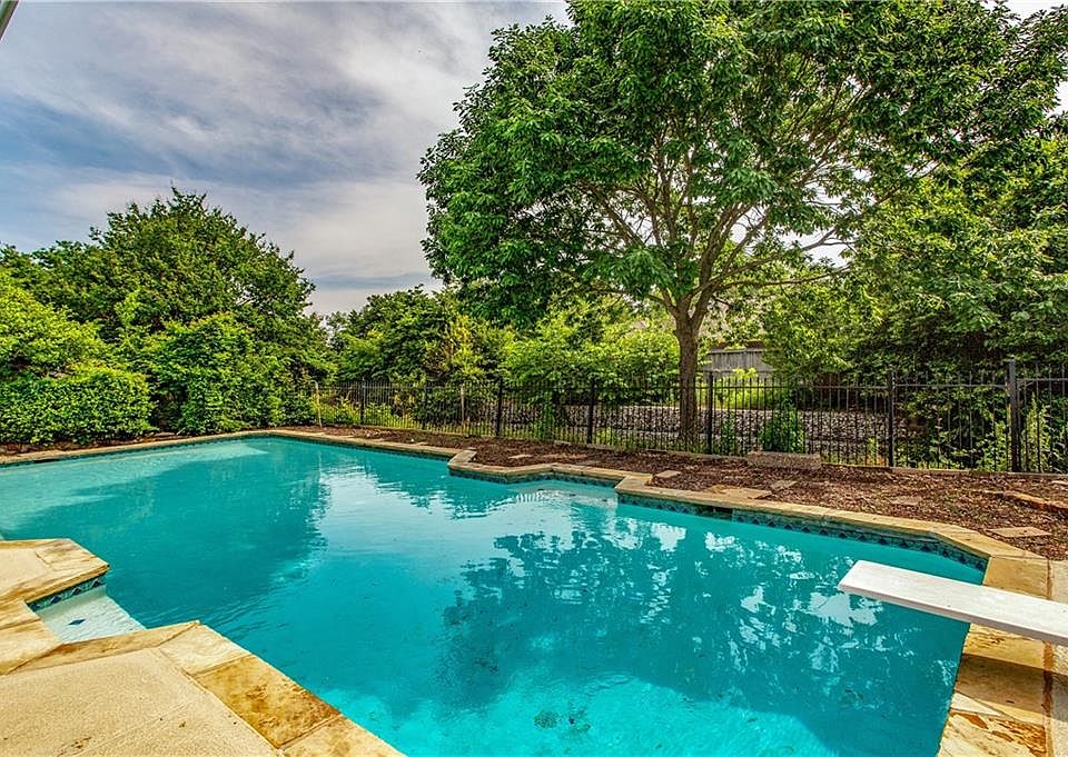 1st image of 3329 Bandolino Ln