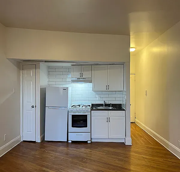 180 Prospect Park W #12 — Photo 2