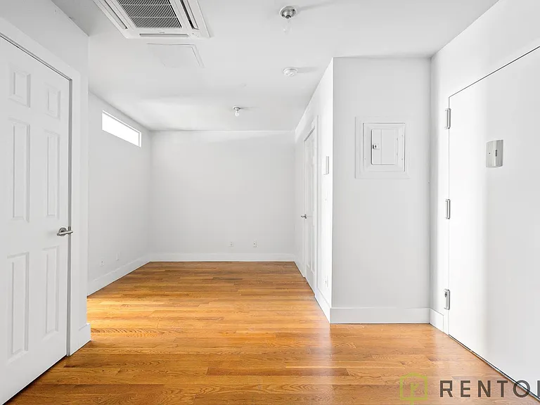 246 Union Ave #5A — Photo 4