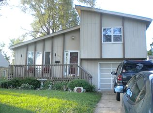 6908 Binney St, Omaha, NE 68104