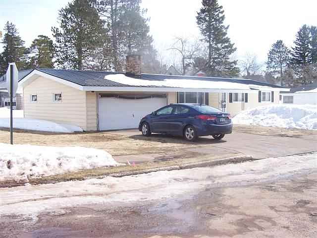 1st image of 102 Poplar St