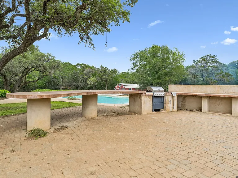 24818 House Mountain Rd — Photo 35