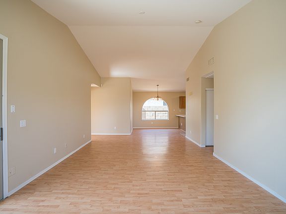 4th image of 17920 N Woodrose Ave