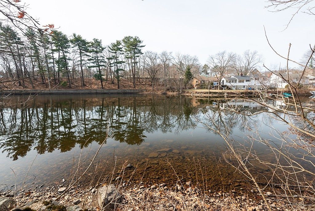 92 Kernwood Dr, Lynn, MA 01904 Zillow