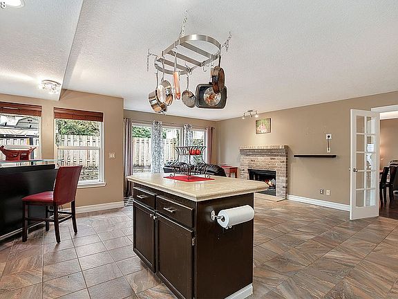 Kitchen repainted pale yello