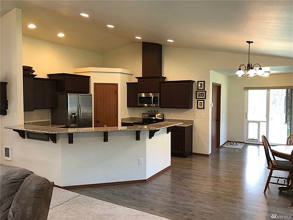 5th image of 246 145th Ln SW