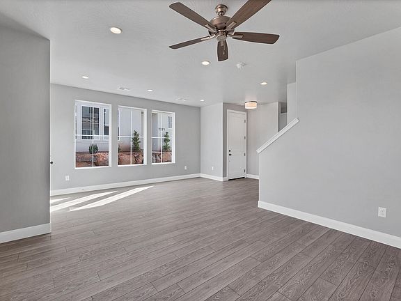 5th image of 2261 E Mirador Aly