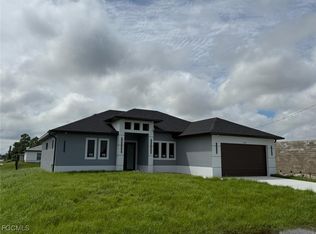 2705 45th St SW, Lehigh Acres, FL 33976