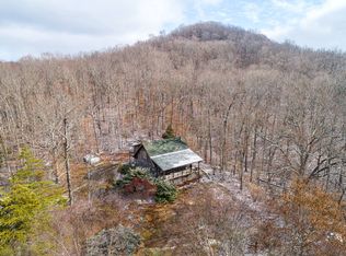 268 Leslie Lyons Ln, Campbellsville, KY 42718