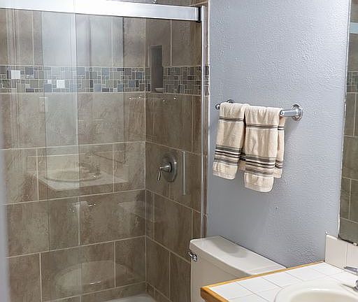 5th image of 13878 Cypress Ridge Ave