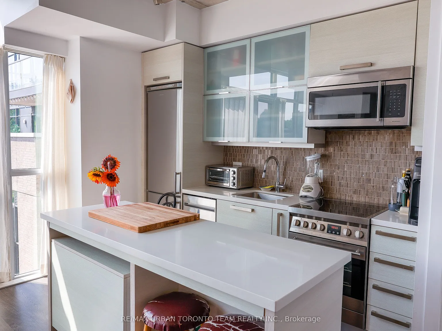 1 bed, $2,350 — Photo 1
