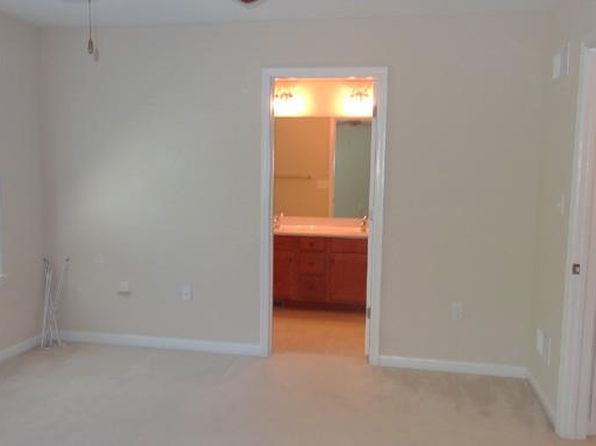 6322 Creekbend Dr