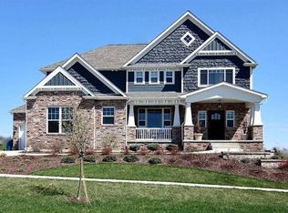 125 Windridge Rd, Valparaiso, IN 46385