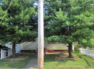 28 Whitson St, Hempstead, NY 11550
