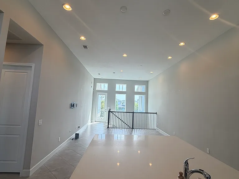 13421 Granger Ave — Photo 5