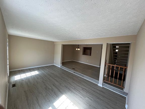 3rd image of 6842 Ericka Ave #1