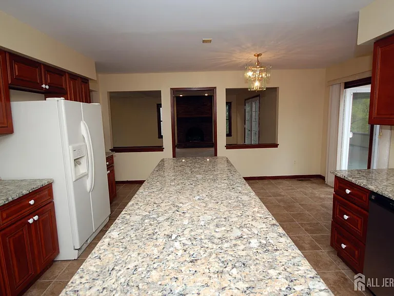 6 Heather Ln — Photo 8