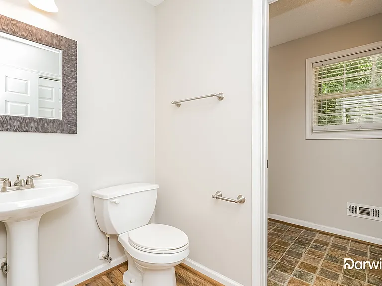 169 Hayes Cir — Photo 14
